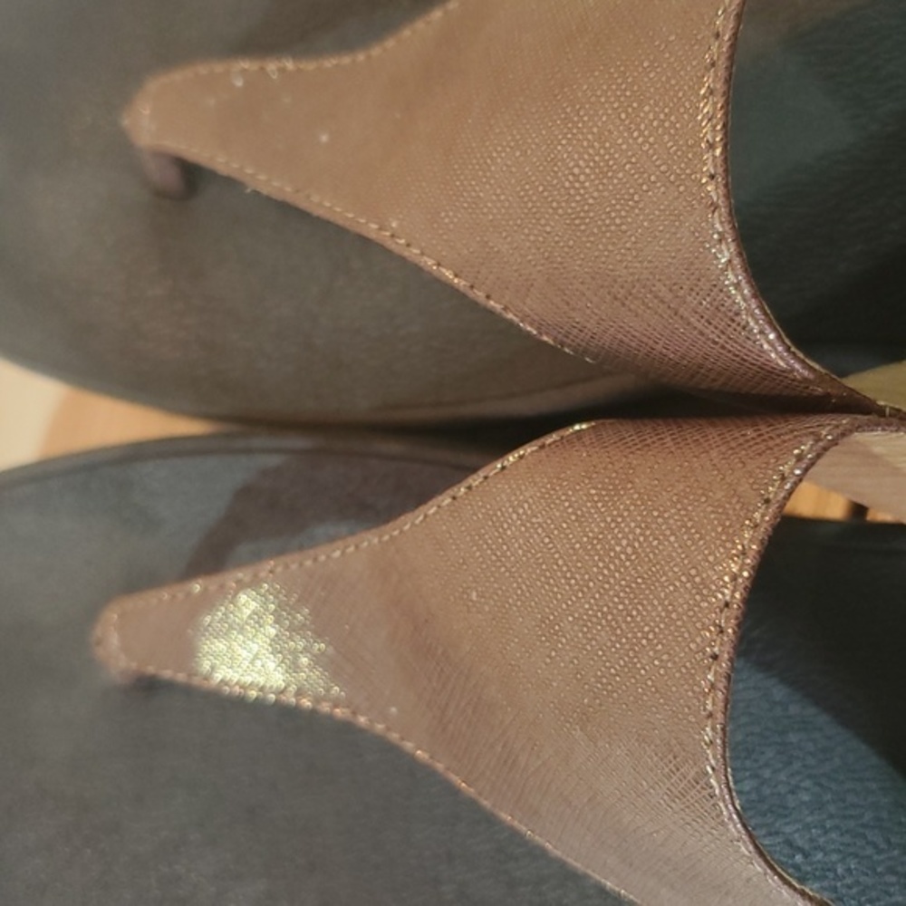 Fit Flops‎ - Picture 3 of 8